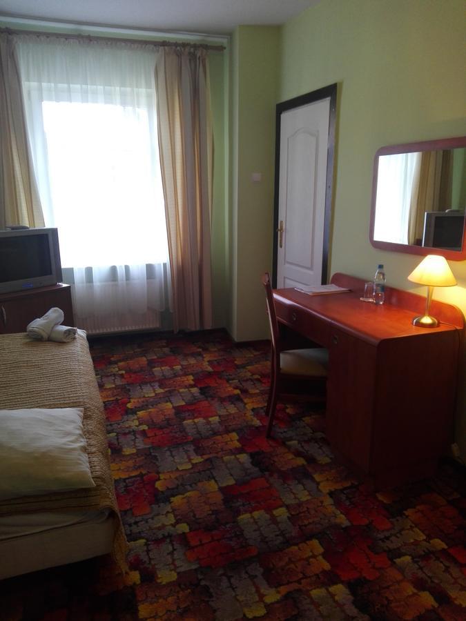 바이톰 Bristol Economy B&B 외부 사진