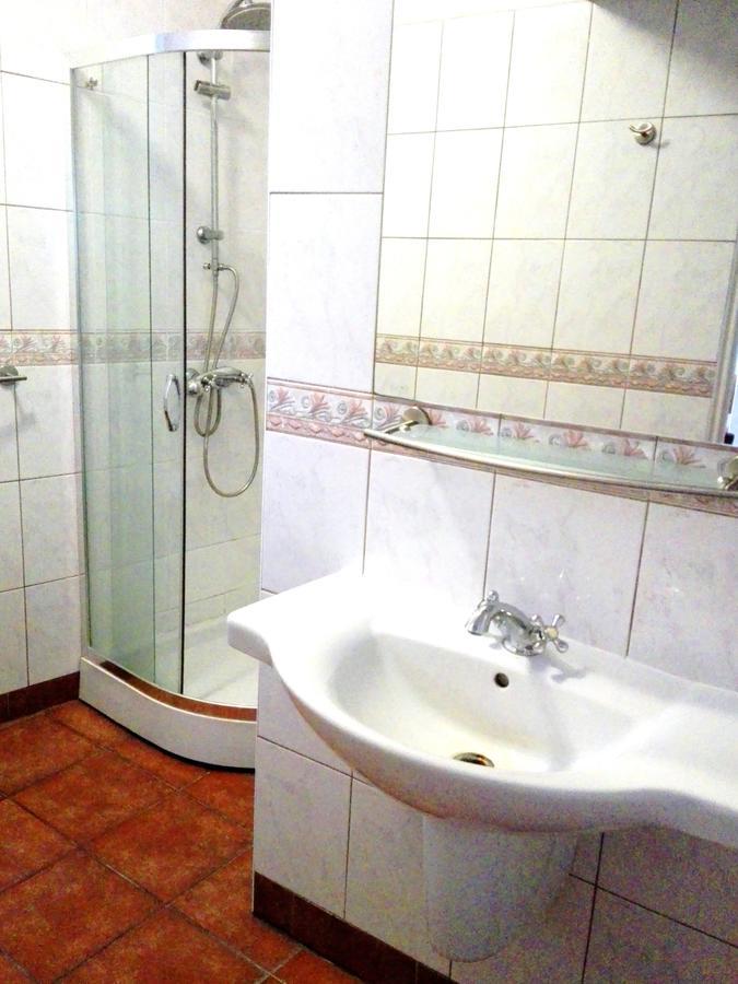 바이톰 Bristol Economy B&B 외부 사진